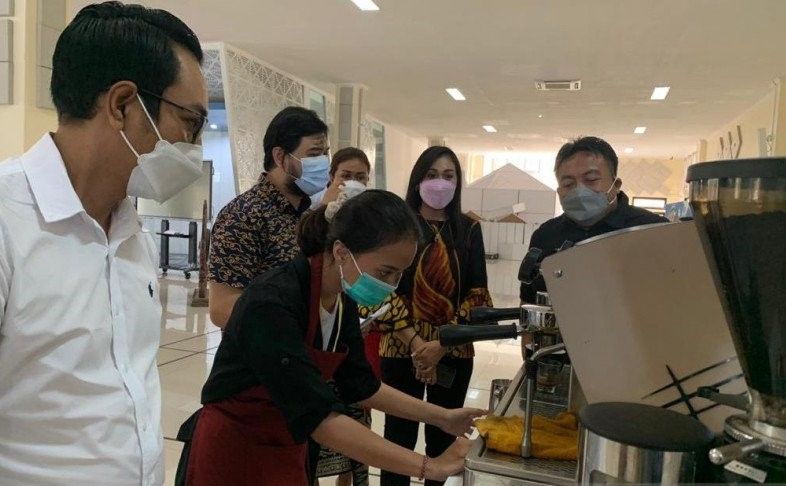 podiumnews.com-Kemenperin-Pemkab Gianyar Gelar Pelatihan Barista
